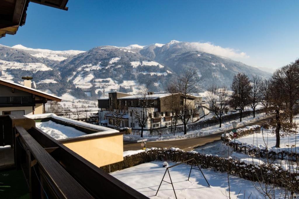 Apart Kofler's Panorama-Zillertal Aparthotel Fügen Exteriör bild