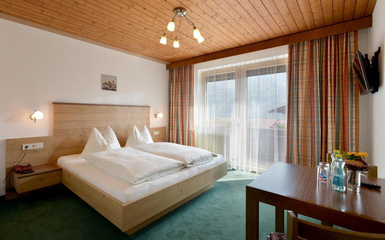Apart Kofler's Panorama-Zillertal Fügen Exteriör bild